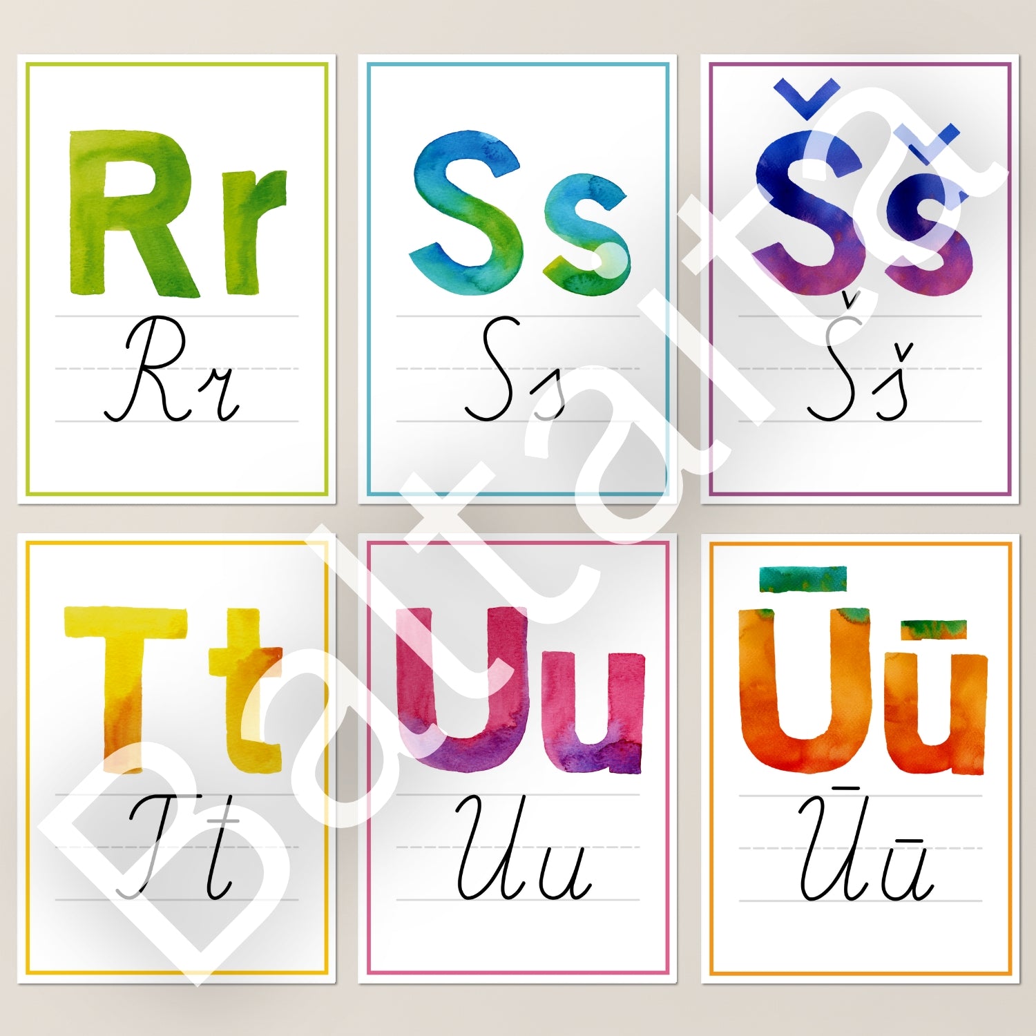 Latviešu valodas rakstītie burti baltaita dekors telpai krāsaini plakāti baltaita