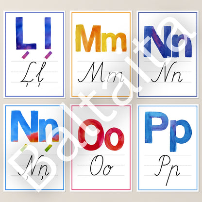 Rakstīto burtu alfabēts plakāti bērnudārzam baltaita